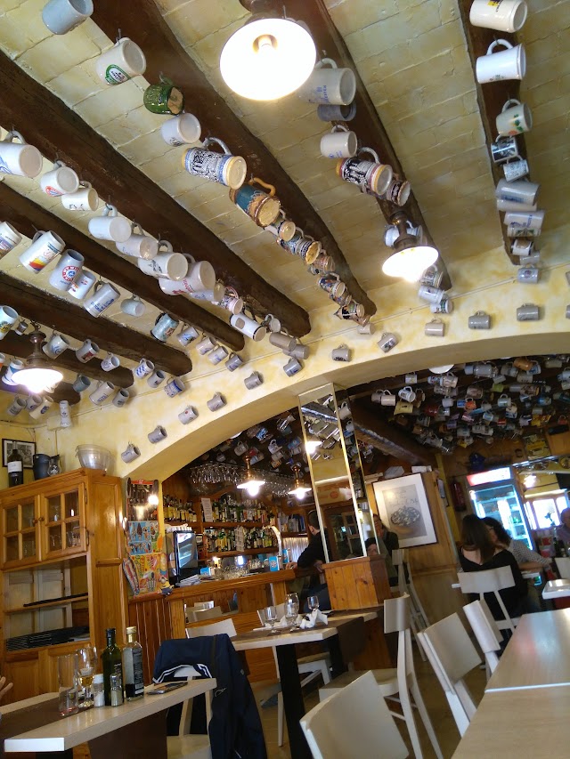 Los Compadres Restaurant